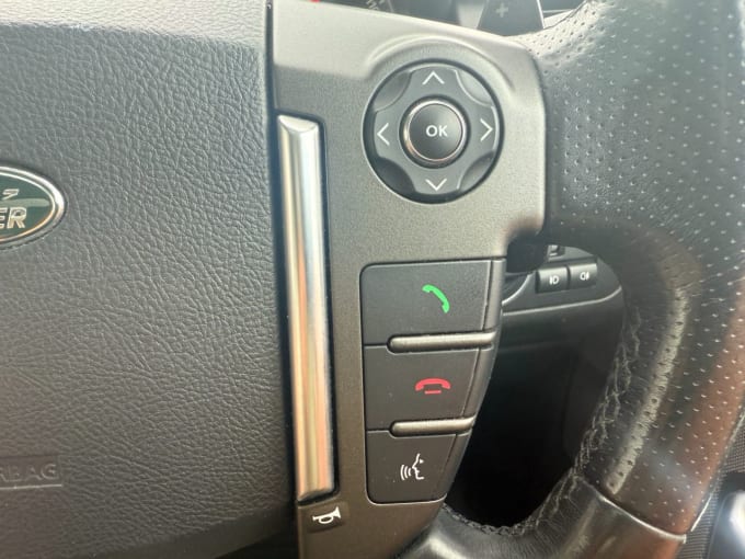 2025 Land Rover Discovery 4