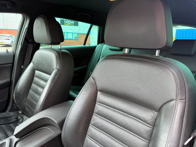 2025 Vauxhall Insignia