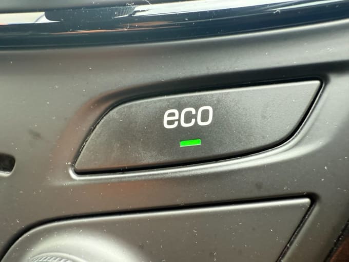 2025 Vauxhall Insignia