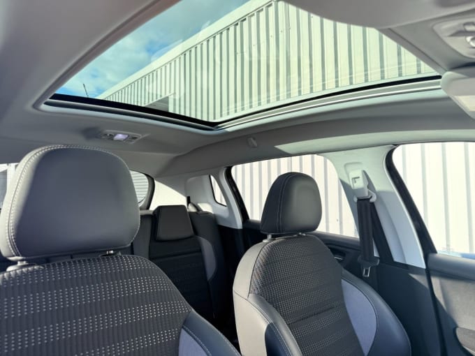 2025 Peugeot 2008