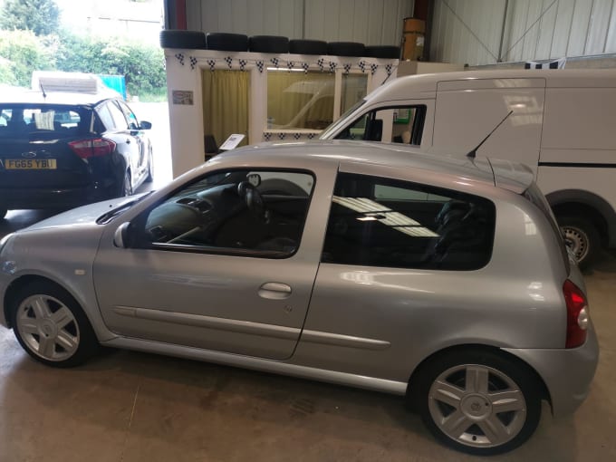 2003 Renault Clio