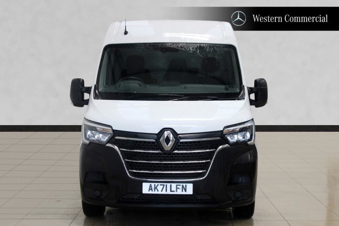 2021 Renault Master