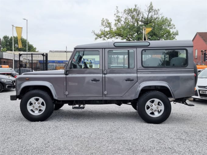 2005 Land Rover Defender