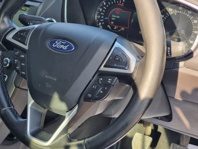 2025 Ford Mondeo