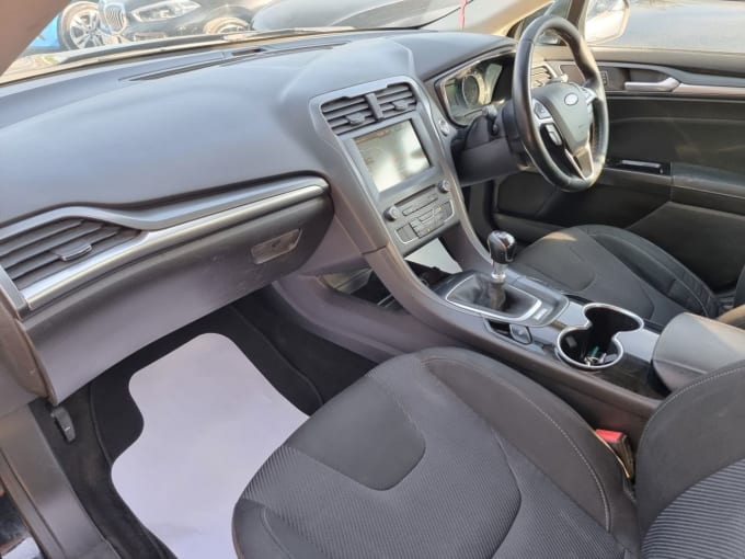 2025 Ford Mondeo