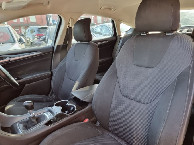 2025 Ford Mondeo