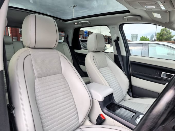 2025 Land Rover Discovery Sport
