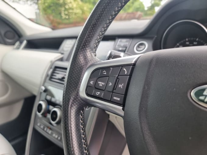 2025 Land Rover Discovery Sport