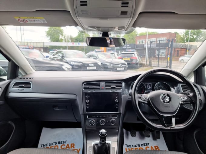 2025 Volkswagen Golf