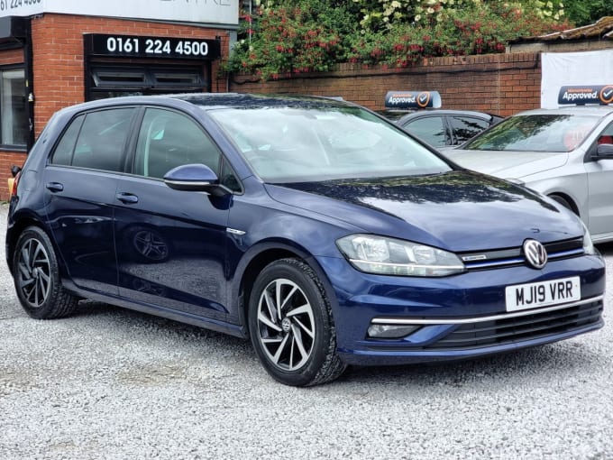 2025 Volkswagen Golf