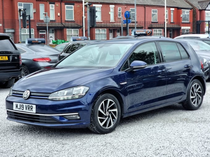 2025 Volkswagen Golf