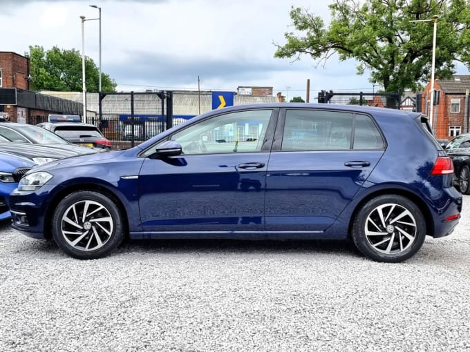 2025 Volkswagen Golf