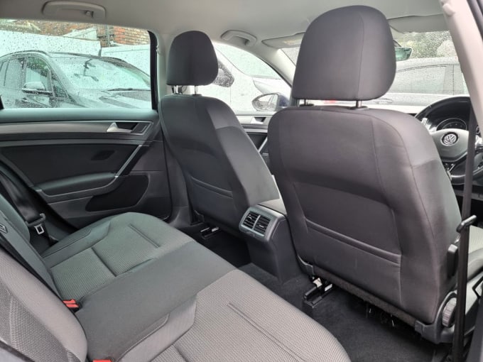 2025 Volkswagen Golf