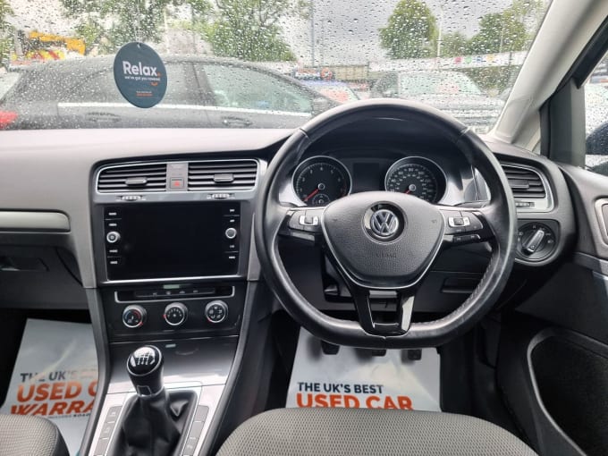 2025 Volkswagen Golf