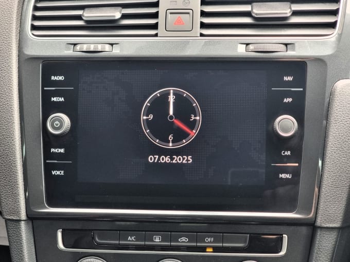 2025 Volkswagen Golf