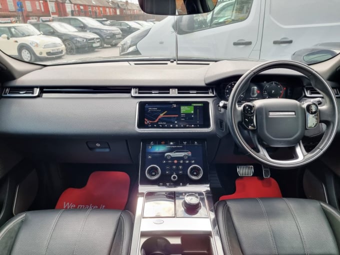 2025 Land Rover Range Rover Velar