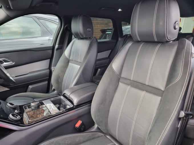 2025 Land Rover Range Rover Velar