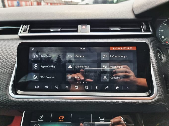 2025 Land Rover Range Rover Velar