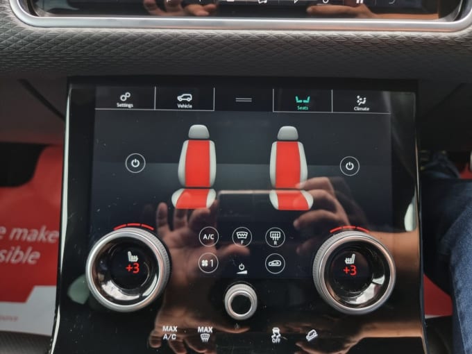 2025 Land Rover Range Rover Velar