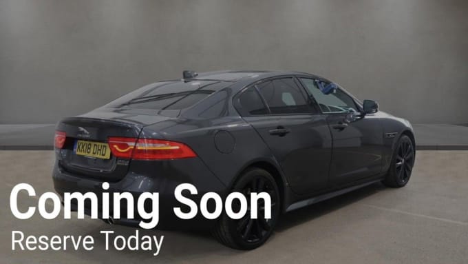 2025 Jaguar Xe