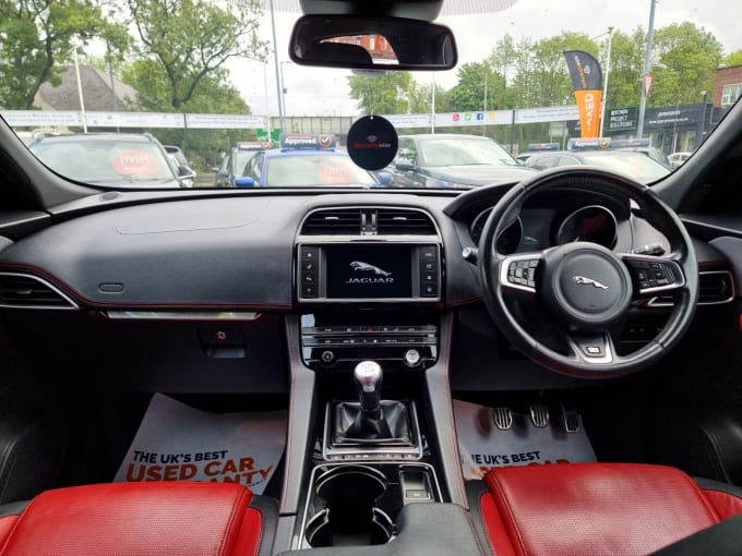 2025 Jaguar F-pace