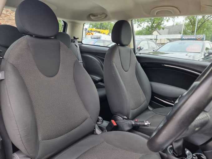 2025 Mini Hatch