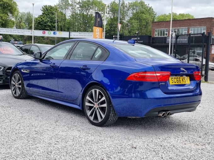 2025 Jaguar Xe