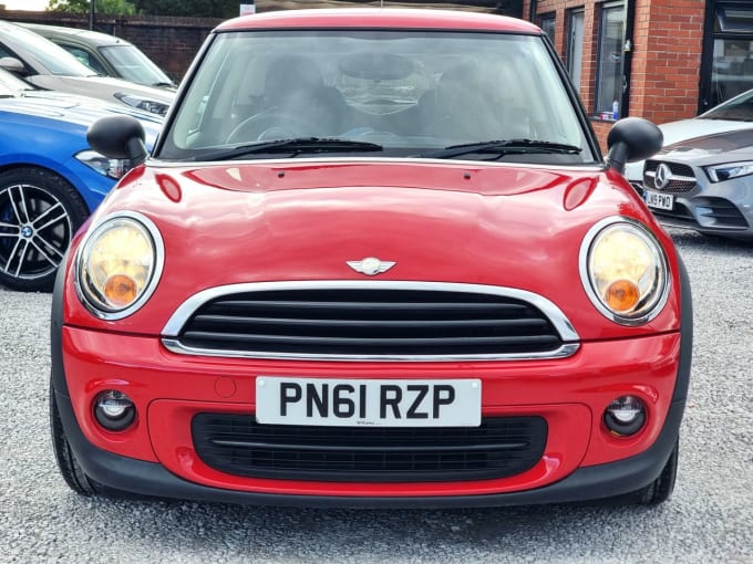 2025 Mini Hatch