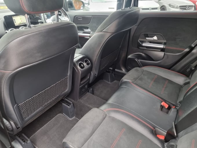 2025 Mercedes-benz Gla