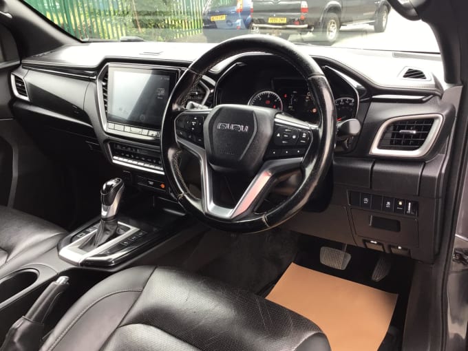 2025 Isuzu D-max