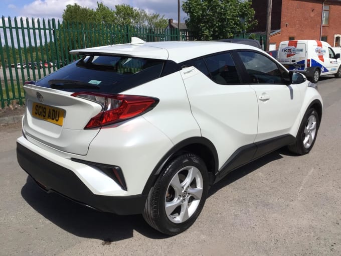 2025 Toyota C-hr