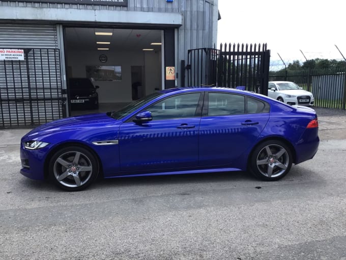 2025 Jaguar Xe