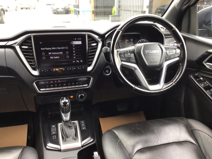 2025 Isuzu D-max