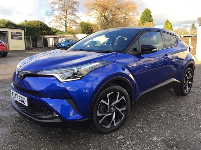 2024 Toyota C-hr