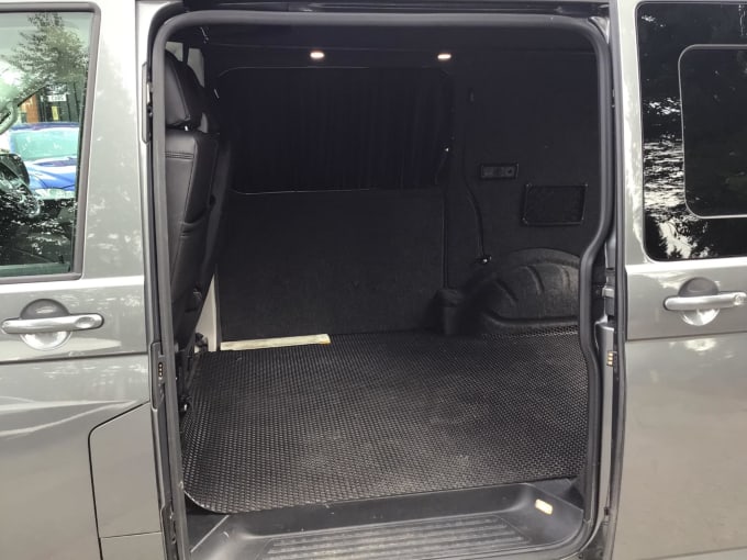 2025 Volkswagen Transporter
