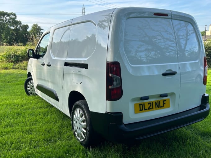 2024 Vauxhall Combo