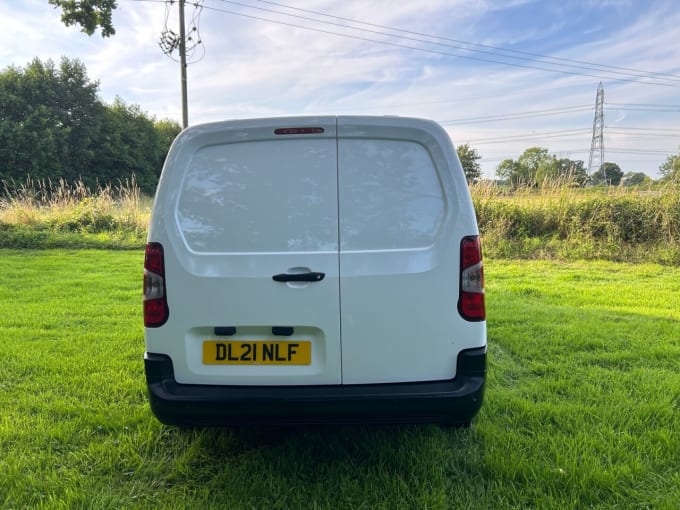 2024 Vauxhall Combo