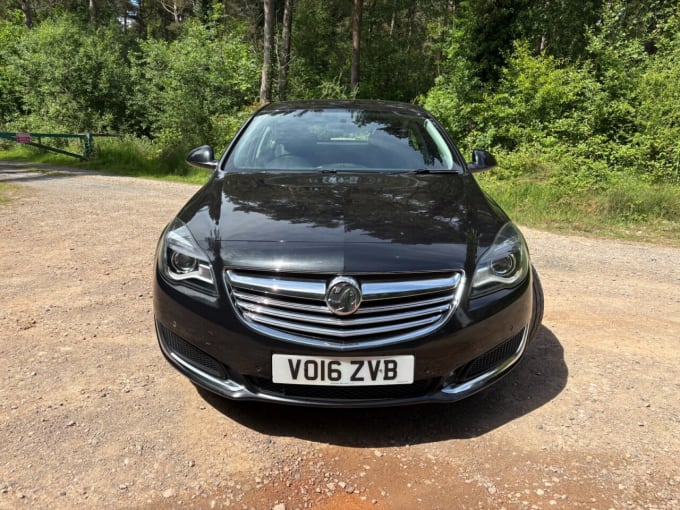 2025 Vauxhall Insignia