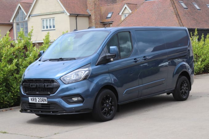 2024 Ford Transit Custom