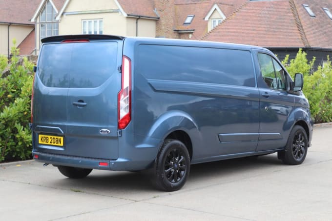 2024 Ford Transit Custom