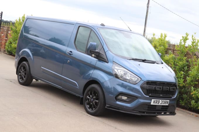 2024 Ford Transit Custom