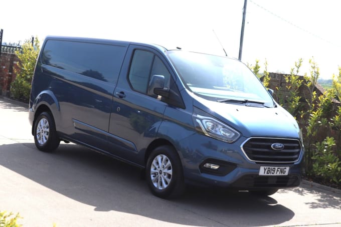 2024 Ford Transit Custom