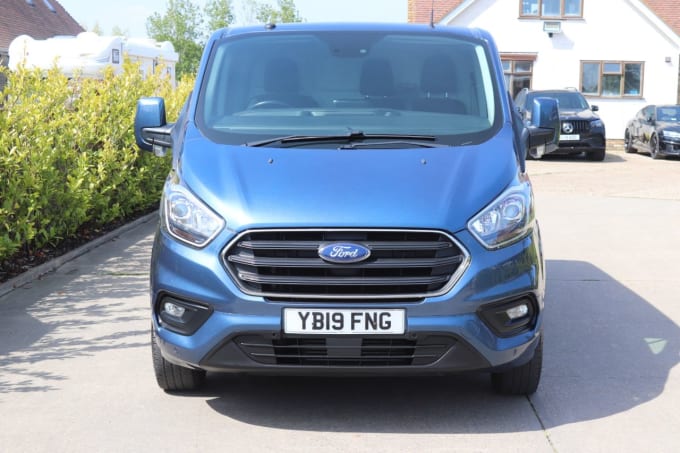 2024 Ford Transit Custom