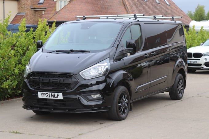 2024 Ford Transit Custom