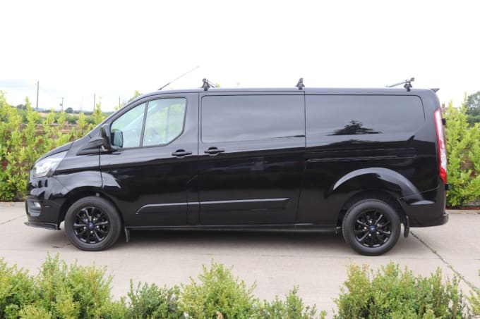 2024 Ford Transit Custom