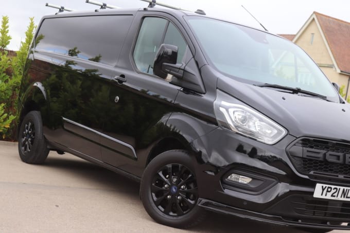 2024 Ford Transit Custom