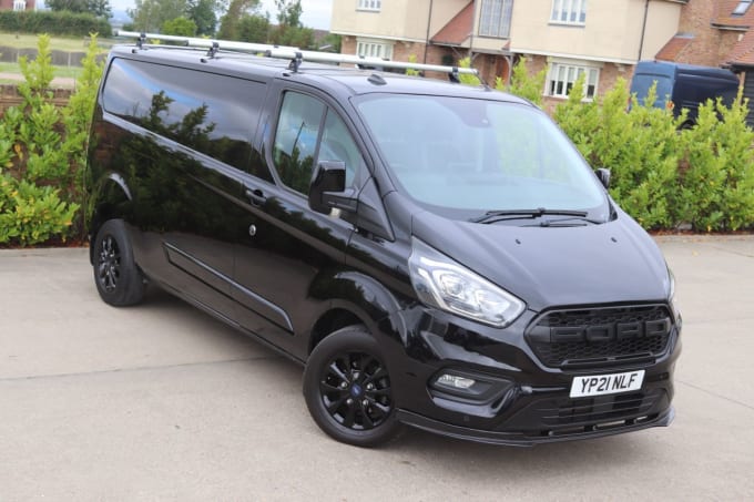 2024 Ford Transit Custom