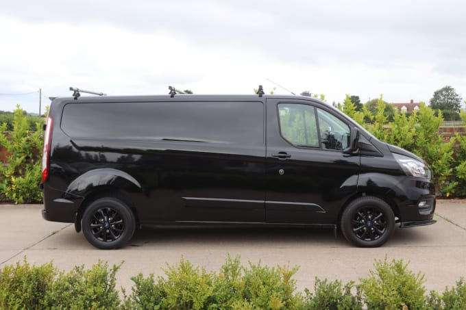 2024 Ford Transit Custom