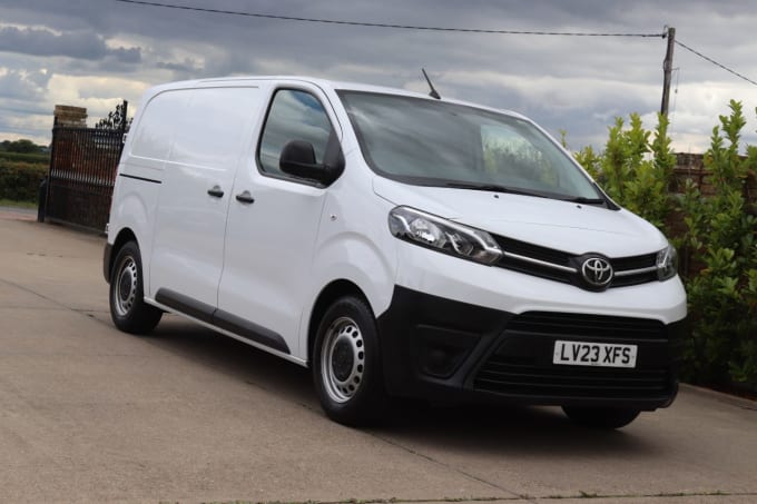 2024 Toyota Proace