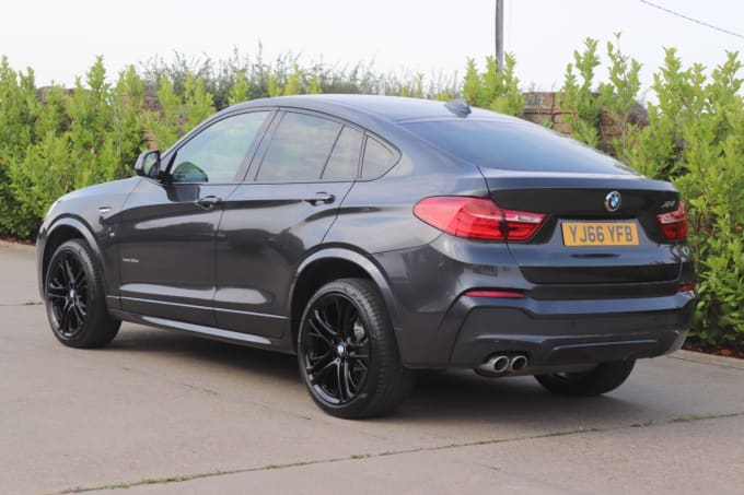 2024 BMW X4